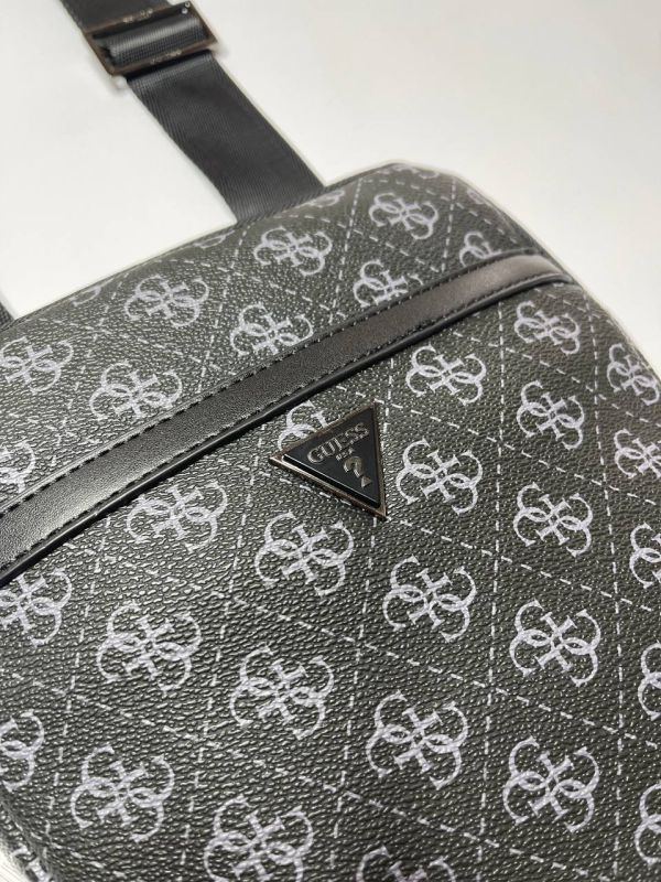 Сумка Guess барсетка