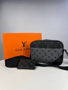 Сумка месенджер Louis Vuitton через плече