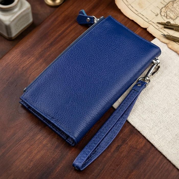 Гаманець жіночий ST Leather 18416 (ST420) з ременем на зап'ястя Синій