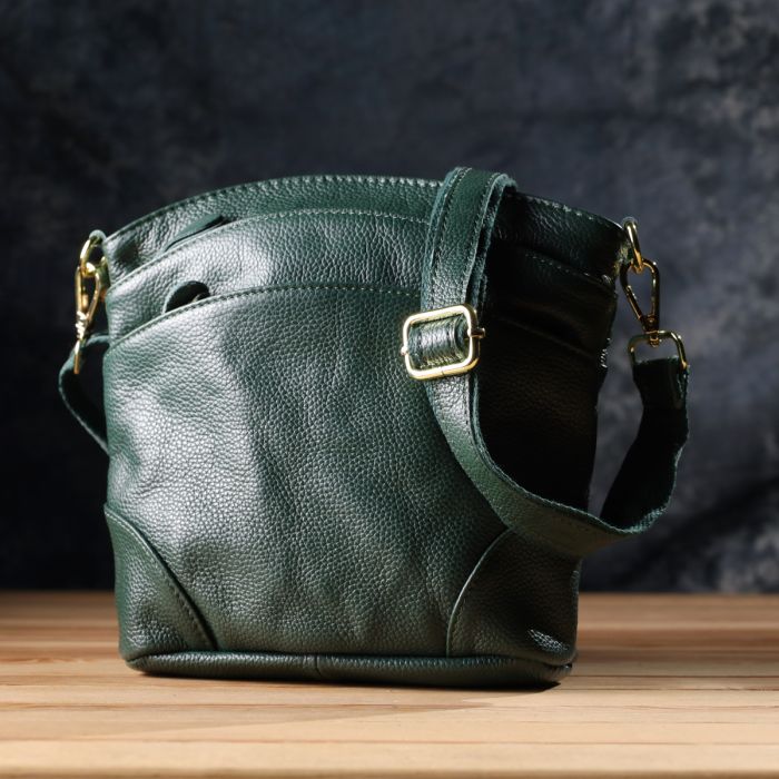 Компактная женская сумка из натуральной кожи sale_15120 Vintage Зеленый