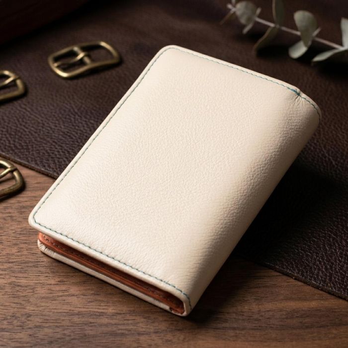 Вместительный кошелек для женщин из натуральной кожи ST Leather 22500 Белый