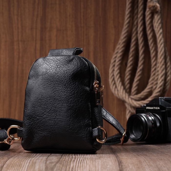 Небольшая женская сумка через плечо на два отделения из экокожи Vintage 22784 Черный