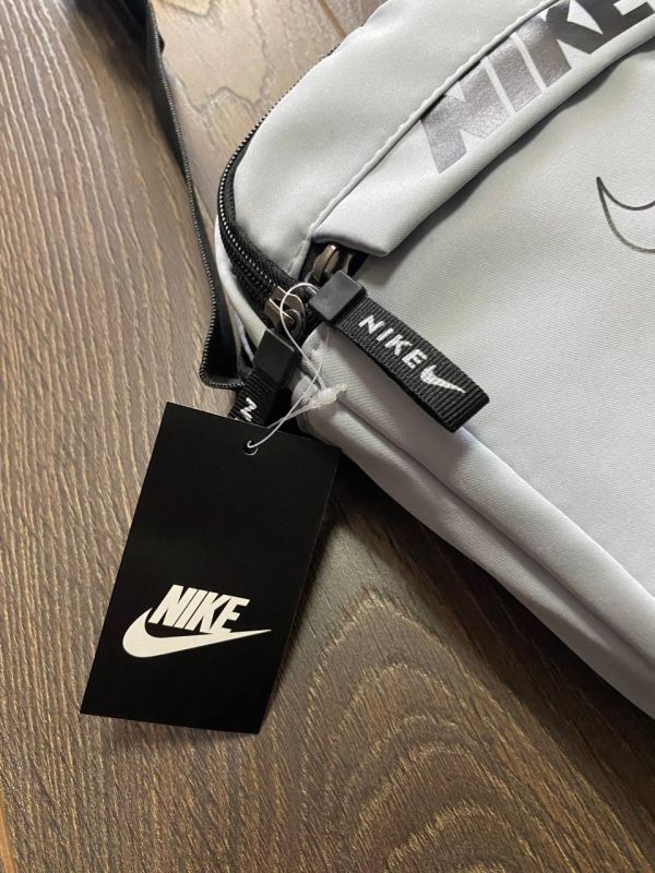 Сумка Nike Big Swoosh месенджер