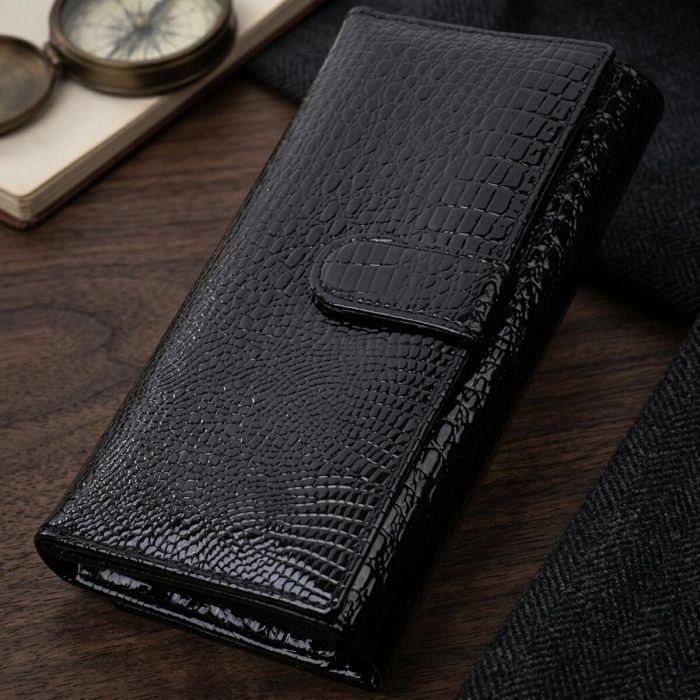 Лакированный кожаный кошелек с блоком для кредитных карт ST Leather 22683 Черный