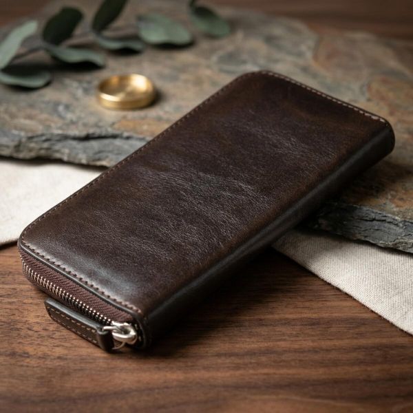 Кожаное женское глянцевое портмоне GRANDE PELLE 11466 Коричневый