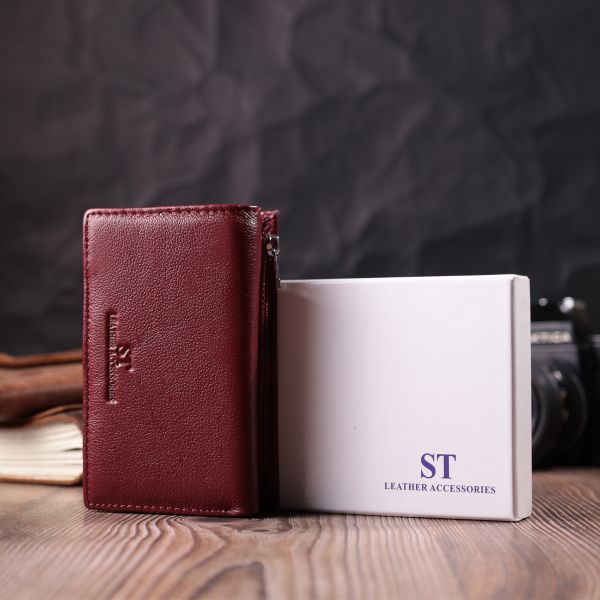 Кожаный женский кошелек в три сложения ST Leather 22489 Бордовый