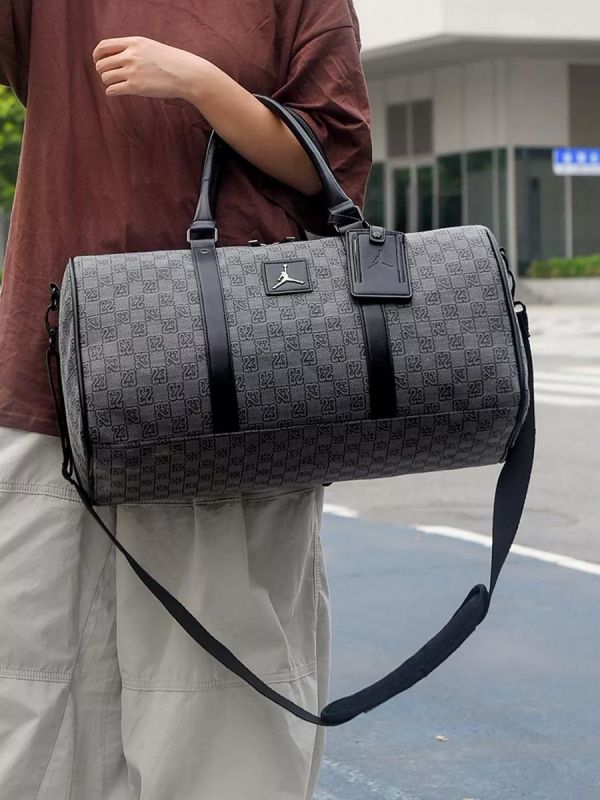 Сумка спортивна Jordan Monogram