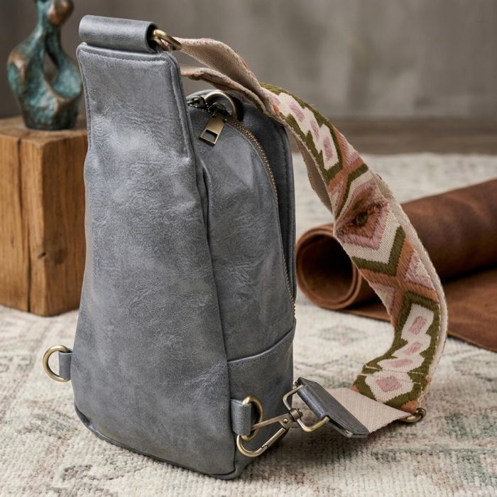 Модная сумка через плечо в модном цвете из экокожи Vintage 22792 Серый