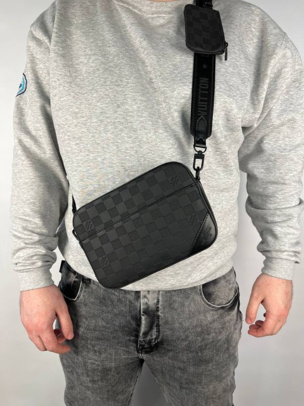 Сумка Louis Vuitton месенджер