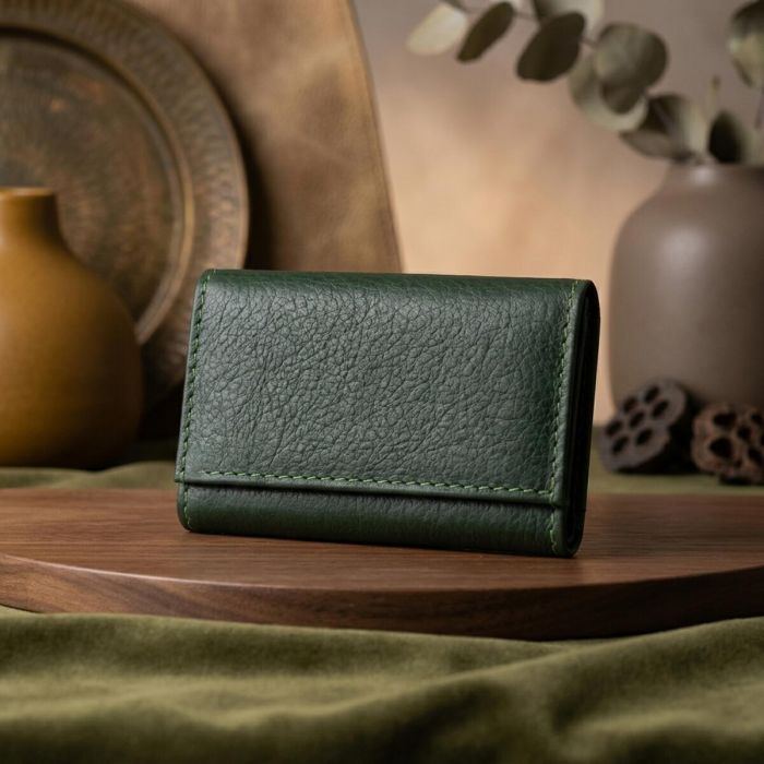 Визитница-книжка ST Leather 19215 Зеленая