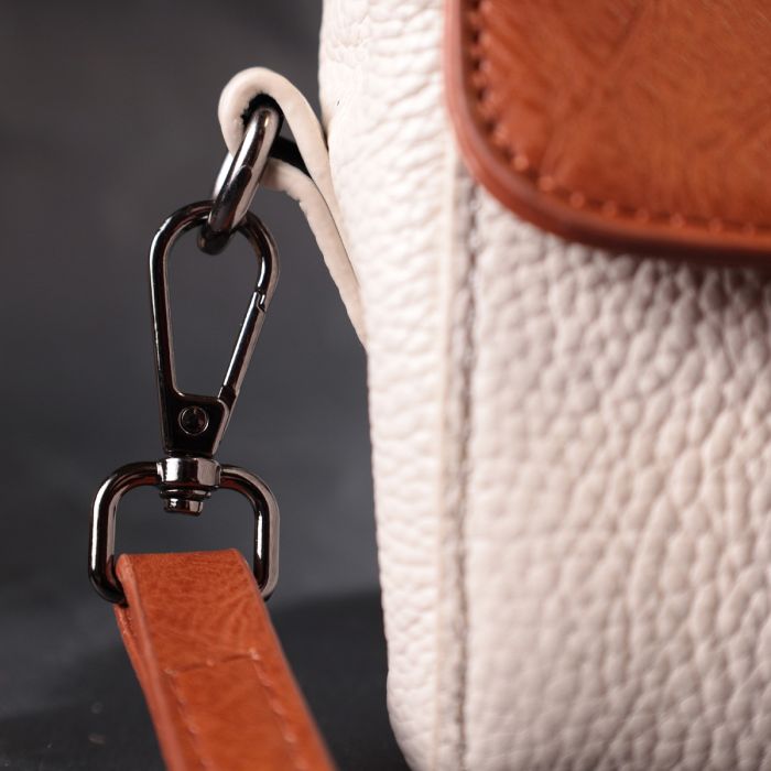 Оригинальная женская сумка в винтажном стиле из натуральной кожи Vintage 22350 Белая