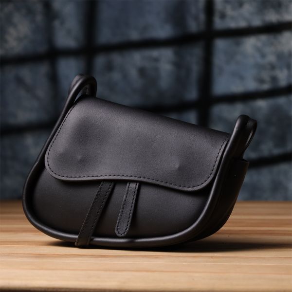 Женская сумка седло из качественной экокожи Vintage sale_15128 Черный