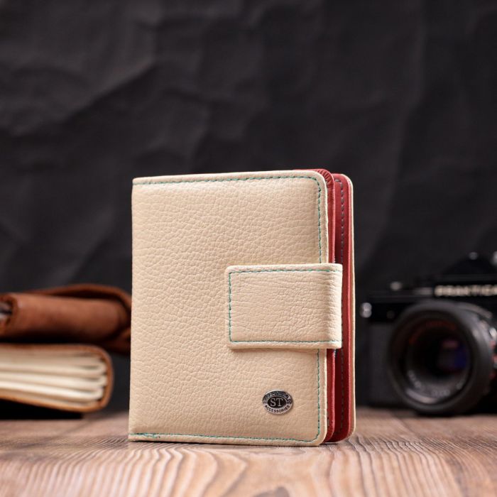 Женский кошелек из натуральной кожи вертикального формата ST Leather 19440 Белый