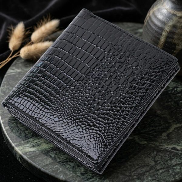 Женский компактный кошелек из натуральной лакированной кожи ST Leather 22688 Черный
