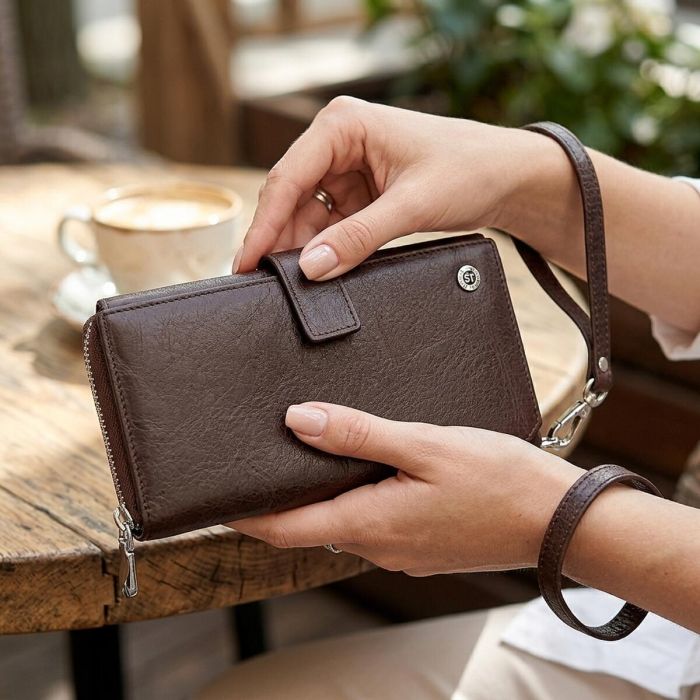 Кошелек женский ST Leather 18457 (SТ228) из натуральной кожи Коричневый