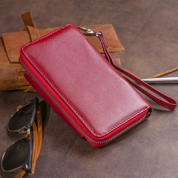Кошелек из кожи на защелке ST Leather 19341 Бордовый