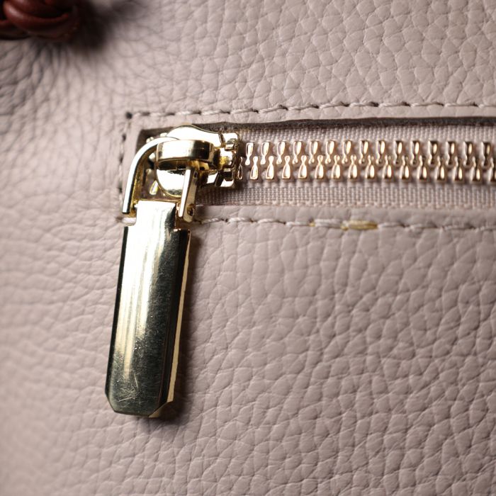 Женская трапециевидная сумка на плечо из натуральной кожи Vintage 22396 Белая