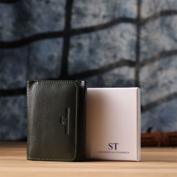 Маленький кошелек удобного формата из натуральной кожи ST Leather 23076 Зеленый