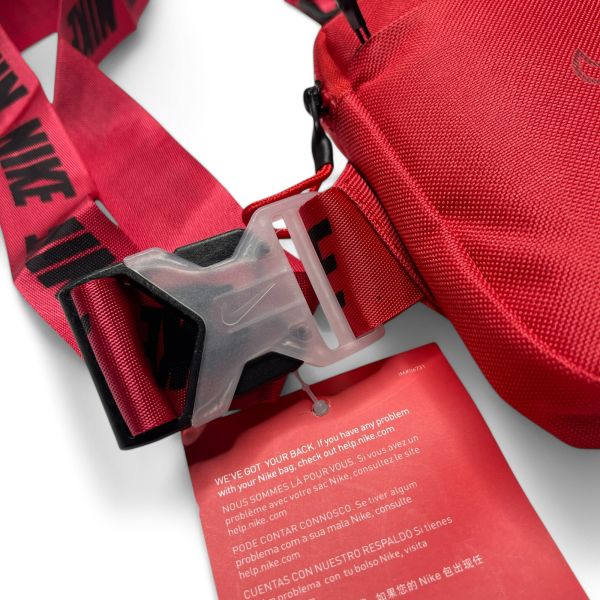 Месенджер Nike Swoosh сумка через плече