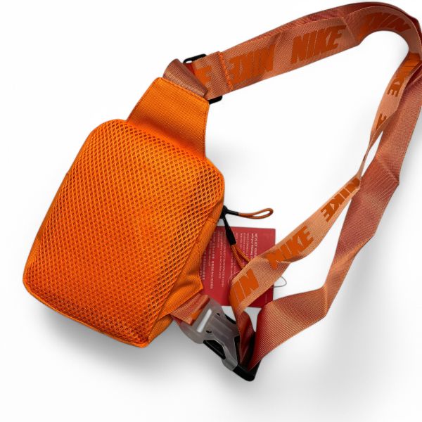 Месенджер Nike Swoosh сумка через плече