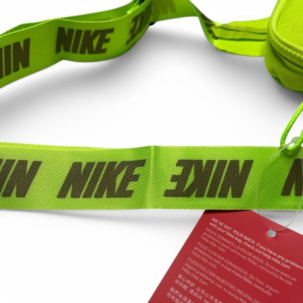 Месенджер Nike Swoosh сумка через плече